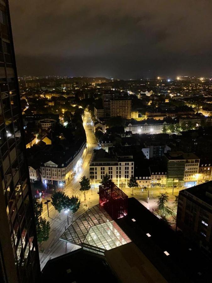 Grand Appartement 2 Chambres 5 Pers Max, Vue Panoramique Avec Parking Mulhouse Exterior photo